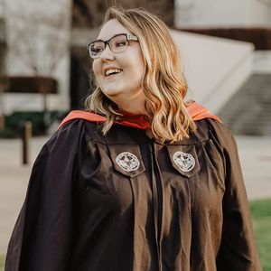 Meet your Posher, Danielle